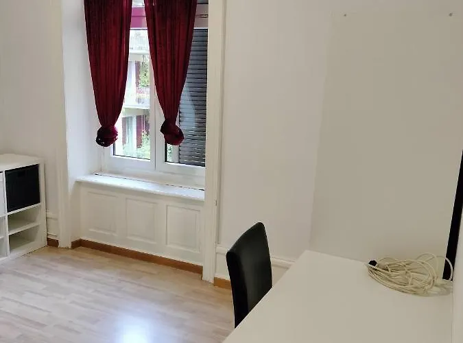 City Home Zurich בית אירוח