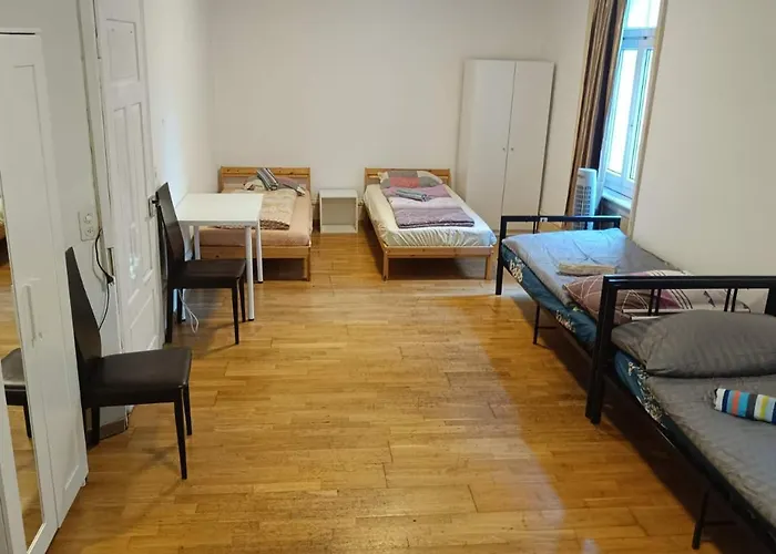 City Home Zurich בית אירוח